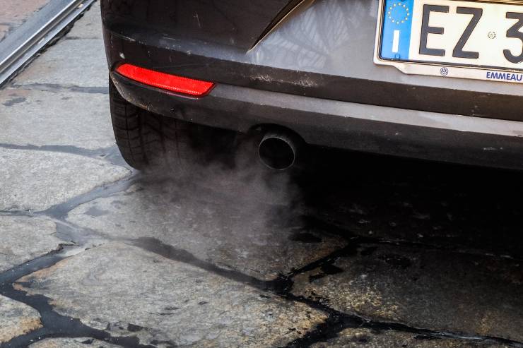 Auto inquinanti, nuovi provvedimenti