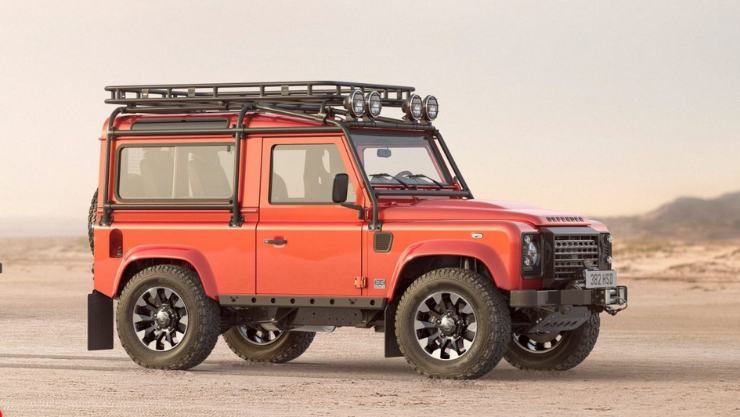 Land Rover Defender V8 tutti i dettagli