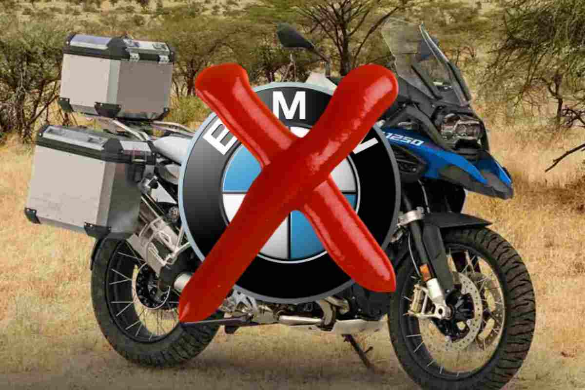 Moto sfida alla BMW