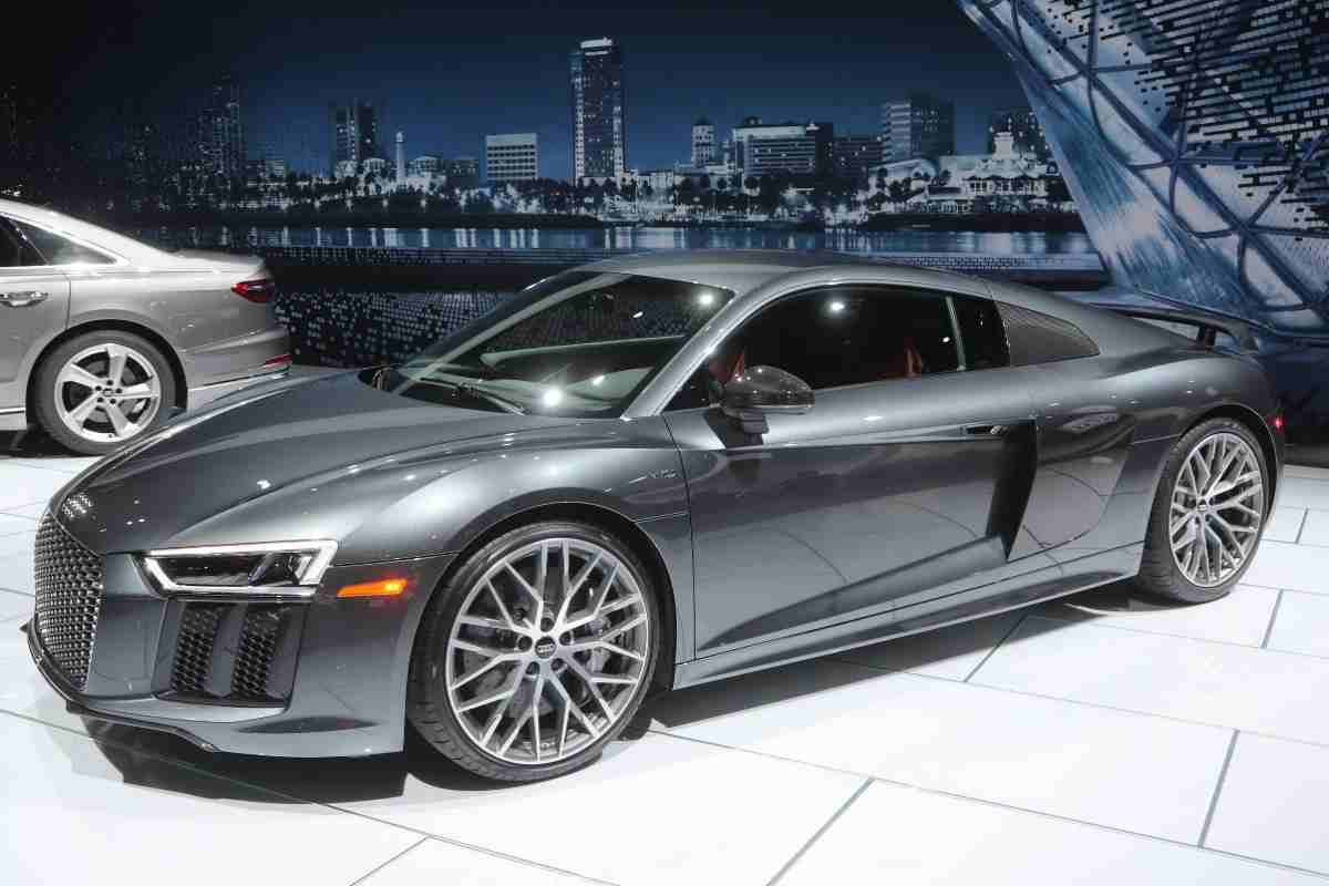 Audi R8 torna in vita