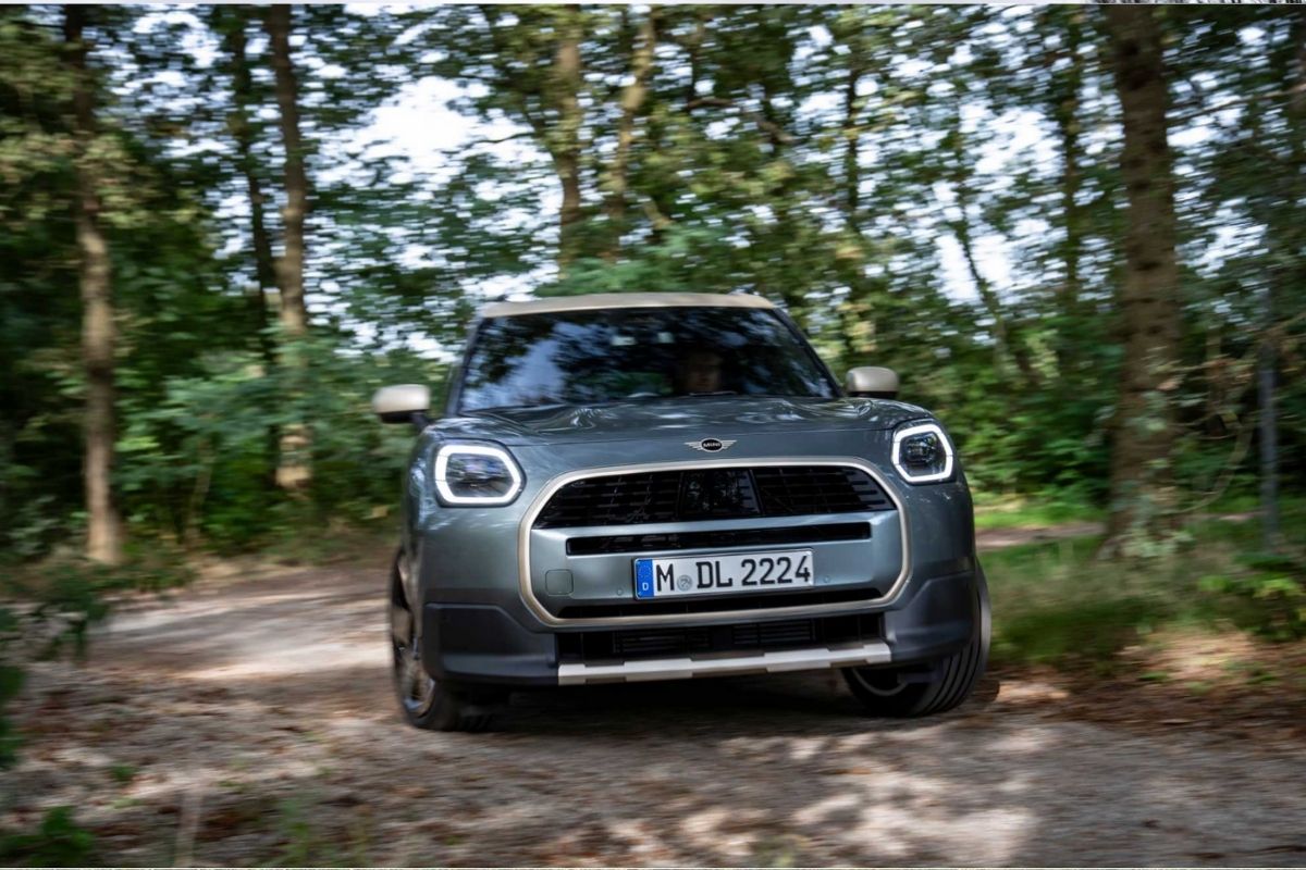 Mini Cooper Countryman decisione