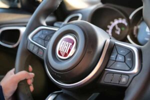 FIAT, torna la mitica Ritmo? Lo scatto sul web fa impazzire tutti: ha qualcosa della Lancia