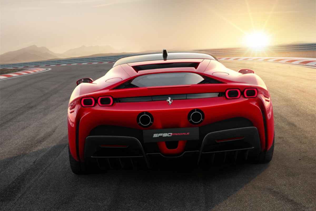 Compra una Ferrari e non riesce più a pagarla