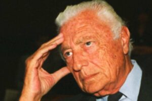 Gianni Agnelli, all’asta la sua storica fiamma italiana