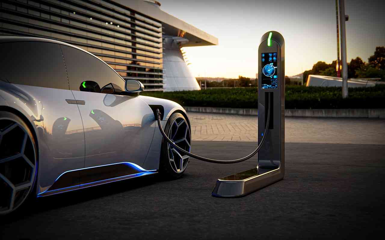 Auto elettriche nuove batterie