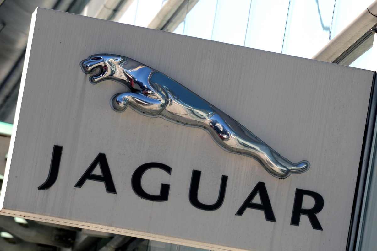 Jaguar, svolta epocale per il Marchio: non le riconoscerete più per strada, cambia tutto (FOTO)