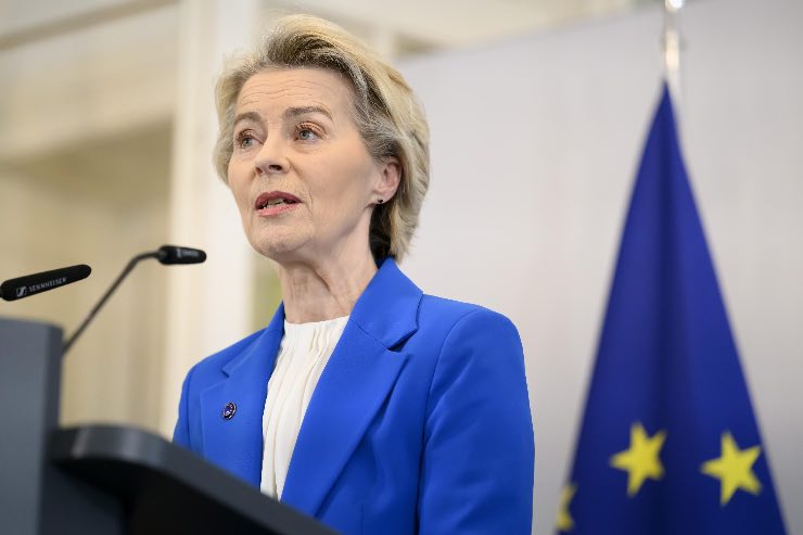 Ursula von der Leyen apre al dialogo