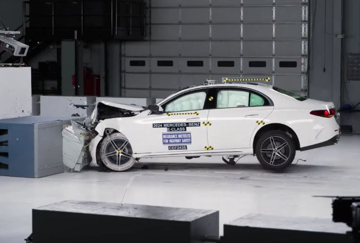 Il Crash Test della berlina Mercedes