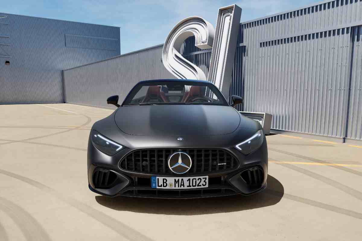 Scatta l’allarme per la Mercedes-Benz